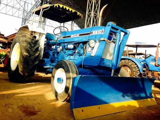 ขายรถไถฟอร์ด 6610 สภาพดี ราคาถูก ติดต่อสอบถามโทร 081-6055237