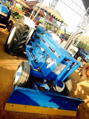 ขายรถไถฟอร์ด 6610 สภาพดี ราคาถูก ติดต่อสอบถามโทร 081-6055237