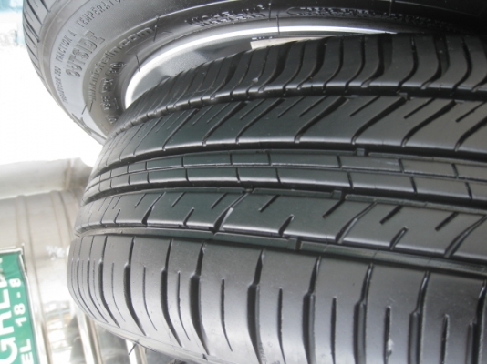 ขายล้อแม็ก honda city 15"x5.5" et45 4 รู 100 ล้อมีรอยที่ขอบบางๆ 1 วงครับ แต้มสีแล้วไม่น่าเกลียดครับ+ ยาง michelin energy xm1 175/65r15 ยางผลิตสัปดาห์ที่ 47 ปี 12 ดอกยางยังหนาครับ ขายทั้งชุด 9,900 บาทครับ สนใจติดต่อเล็กคลองสามครับ (081-3747940)