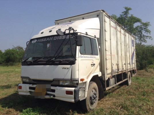ขายหกล้อตู้NISSAN UD PKB216แรงเทอร์โบอินเตอร์คลูเลอร์สภาพเดิมๆทั้งคันสดๆ
