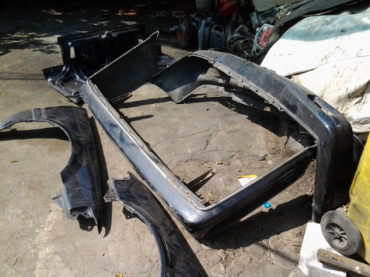 ขายอะไหล่บอร์ดี้แอคคอร์ด88 หลายรายการ