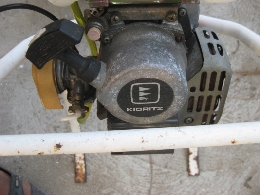 เครื่องพรวนหญ้าในร่องนาดำ