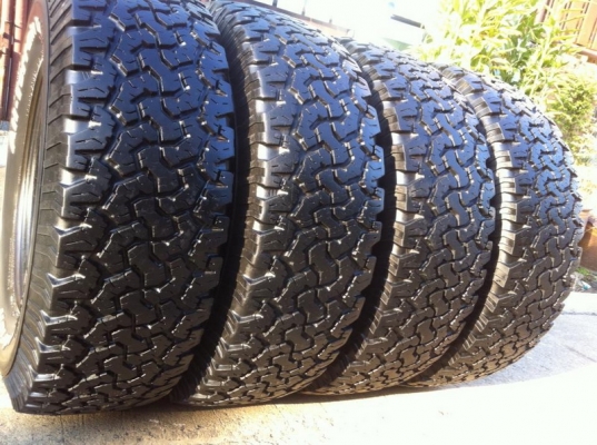 ขายยาง BF Goodrich All-terrain ขนาด 265 75 r16  ดอก8มิล
