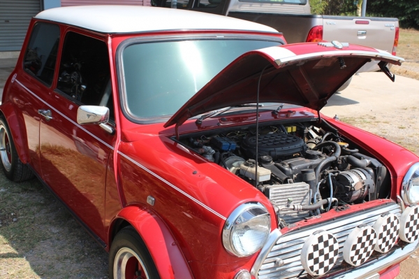 ขาย MINI ROVER 1300CC ปี94 สภาพนางฟ้า น่ารักๆ ของแต่งทั้งคัน สวย 250000 ขาย MINI ROVER 1300CC ปี94 สภาพนางฟ้า น่ารักๆ ของแต่งทั้งคัน สวย 250000