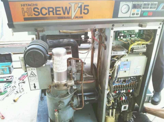 ปั๊มลม Hitachi 20 แรงม้าสภาพดี ปั๊มลม Hitachi 20 แรงม้าสภาพดี