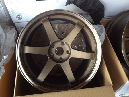 แม็กใหม่ขอบ18 CE28 , TE37. กว้าง หน้า9.5 หลัง10.5 พร้อมยาง แม็กใหม่ขอบ18 CE28 , TE37. กว้าง หน้า9.5 หลัง10.5 พร้อมยาง