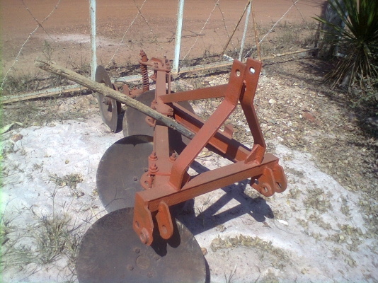 ขาย 8,500 บาท ผาน 3 ใบ 18 นิ้ว พร้อมใช้งาน ขาย 8,500 บาท ผาน 3 ใบ 18 นิ้ว พร้อมใช้งาน