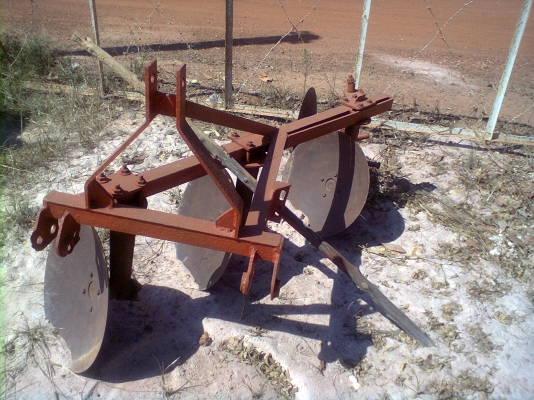 ขาย 8,500 บาท ผาน 3 ใบ 18 นิ้ว พร้อมใช้งาน ขาย 8,500 บาท ผาน 3 ใบ 18 นิ้ว พร้อมใช้งาน