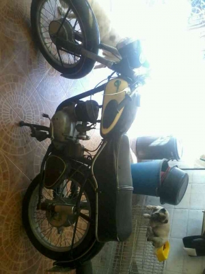 ขาย MZ 125 สภาพพร้อมขี่ 3เกียร์ 55,000บาน No Book ติดต่อ เชน 0851117067 รถอยู่จอมทองครับ