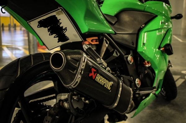 ขายนินจา สีเขียว250 ปี 2012 สด/ดาว์น