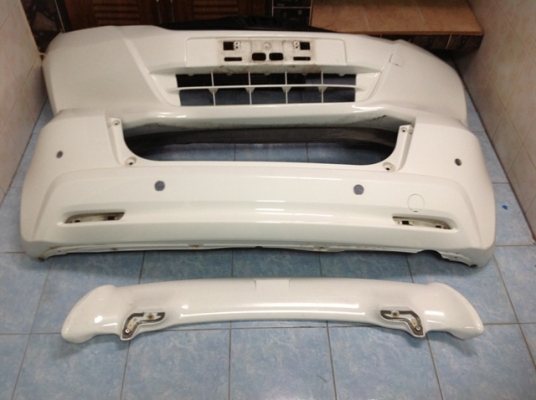 4000บาท ขายกันชนหน้า,หลัง,สปอยเลอรหลัง HONDA JAZZ 2012 ตัวรองTOP
