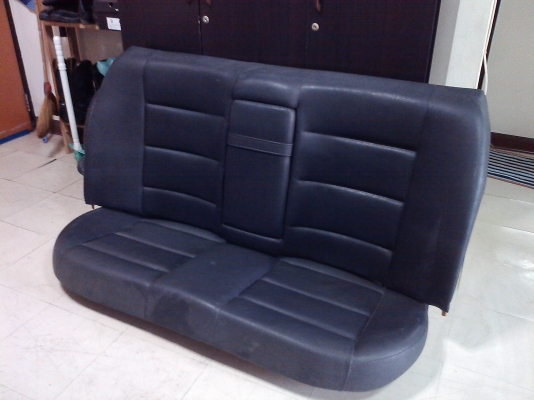 เบาะหลัง BMW สวยๆๆครับ