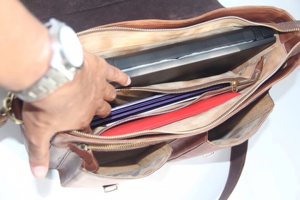 กระเป๋าหนังแท้ series 05 กระเป๋าหนังแท้ series 05