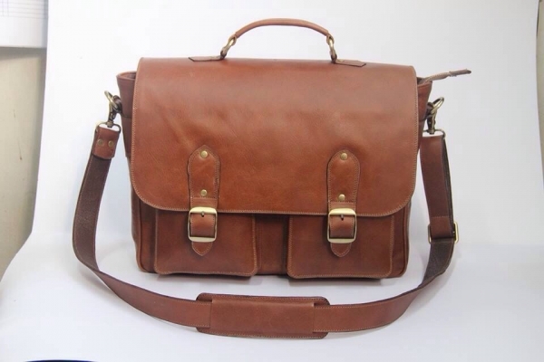 กระเป๋าหนังแท้ series 05