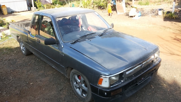 ***ขายแล้วครับขอบคุณ Truck2hand ขายกระบะแค็ปราคาเบาๆ TOYOTA ไมตี้เอ็กซ์ ปี37/94 (เดิมเครื่องเบนซิน) วางเครื่องดีเซล2L (ลงเล่ม) เครื่องแน่นแรงดี ไม่เยิ้ม ช่วงล่างดีคัสซีสวยเดิมไม่ปะไม่ดาม กระบะดีพื้นมีผุตามรูป ล้อแม้กสวย หน้า-หลังเดิมไม่เคยชนหนัก ภายในดีคอ