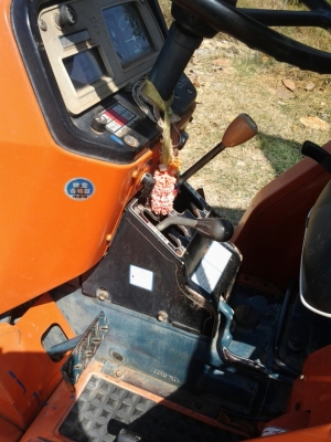 ขายคูโบต้าl1802สองเพลาครับ