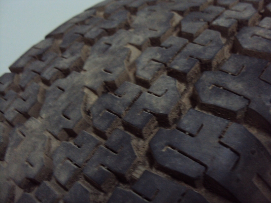 ยางอะไหล่ Dmax hi-lander