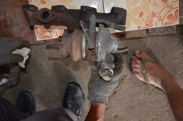 ขาย เทอร์โบ Isuzu 2800 แกนหล่อน้ำไม่เคยใช้งานในไทย