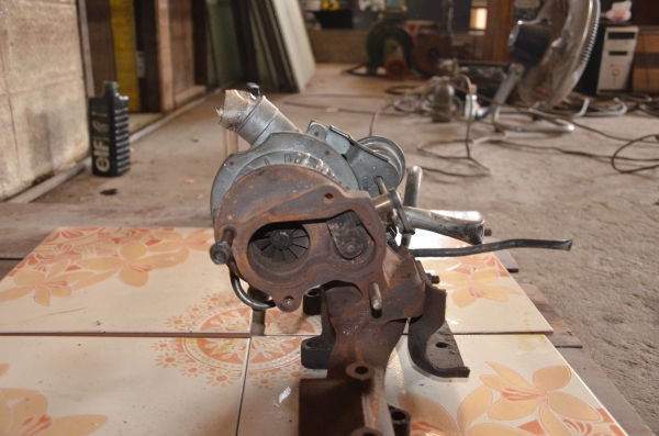 ขาย เทอร์โบ Isuzu 2800 แกนหล่อน้ำไม่เคยใช้งานในไทย