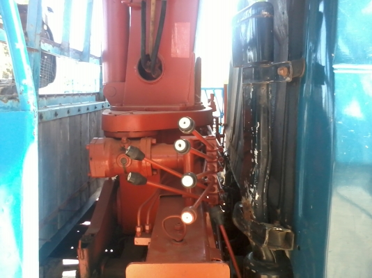 หกล้อKS110แรงติดเครน3ตัน พร้อมใช้งาน