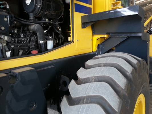 ขายรถตัก Komatsu WA320-5 สวยมาก เหมือนใหม่ ชั่วโมงน้อย ขายรถตัก Komatsu WA320-5 สวยมาก เหมือนใหม่ ชั่วโมงน้อย