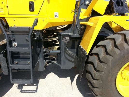 ขายรถตัก Komatsu WA320-5 สวยมาก เหมือนใหม่ ชั่วโมงน้อย ขายรถตัก Komatsu WA320-5 สวยมาก เหมือนใหม่ ชั่วโมงน้อย