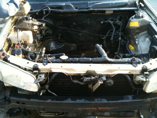 แยกขายอะไหล่  เครื่องยนต์ตัดติดหัว camry 2000 - 2002 หลายอย่างคับ