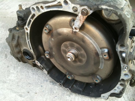 แยกขายอะไหล่  เครื่องยนต์ตัดติดหัว camry 2000 - 2002 หลายอย่างคับ