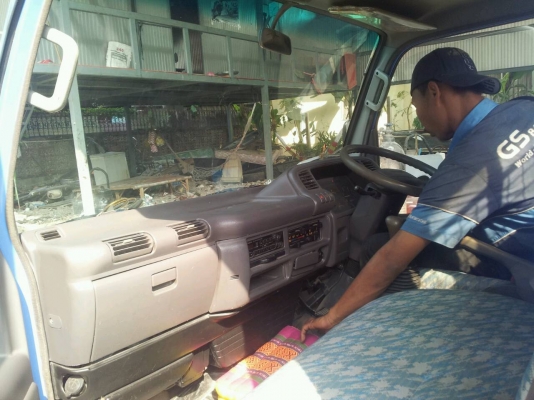 รถบรรทุก 4 ล้อISUZU NRK ปี 48 ราคา 285,000 บ.