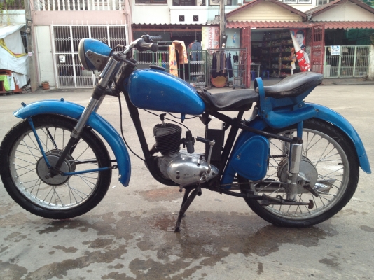 ขาย mz 125 หยดน้ำ 29000 พิมนิยม ตามสภาพ สวยๆ เครื่องกดลงมีแรงอัด จิกโก๋เยอรมัน สอบถามได้ครับ มีสำเนาให้