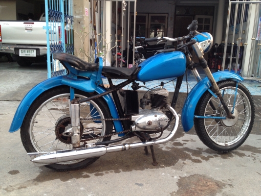 ขาย mz 125 หยดน้ำ 29000 พิมนิยม ตามสภาพ สวยๆ เครื่องกดลงมีแรงอัด จิกโก๋เยอรมัน สอบถามได้ครับ มีสำเนาให้