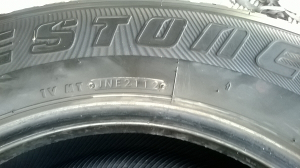 ขายยาง245 70 16 บิสโตนปี12ชุดละ6800 ขายยาง245 70 16 บิสโตนปี12ชุดละ6800