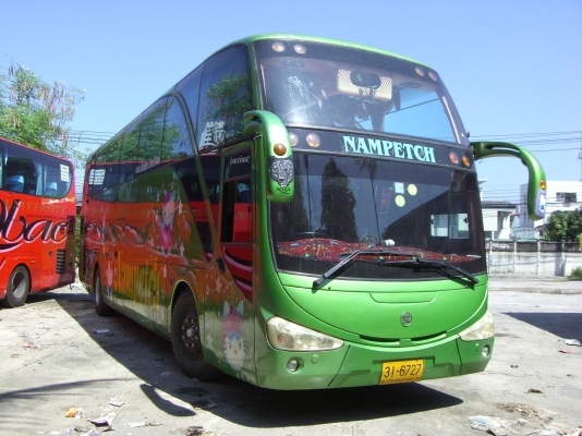 ขายด่วนรถบัส 6 ล้อ คัสซี Nissan เครื่อง Hino EF750 ราคา1ล้านบาท