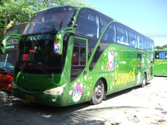 ขายด่วนรถบัส 6 ล้อ คัสซี Nissan เครื่อง Hino EF750 ราคา1ล้านบาท