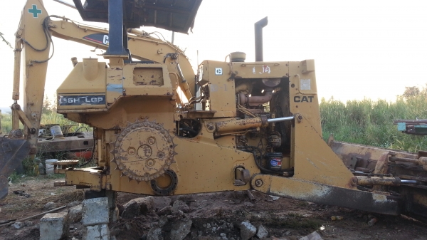 ขายด่วน รถแทรกเตอร์ CAT D5H ขายถูกฯฯ