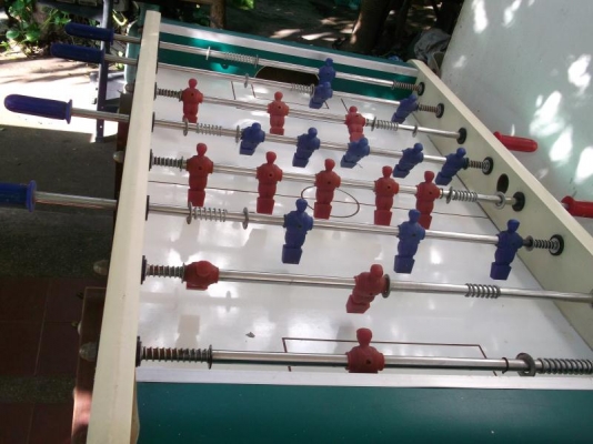 ขายโต๊ะโกล์ดบอล ขาไม้้คลาสสิค ก้านเป็นเหล็กหมุนได้สวยๆ