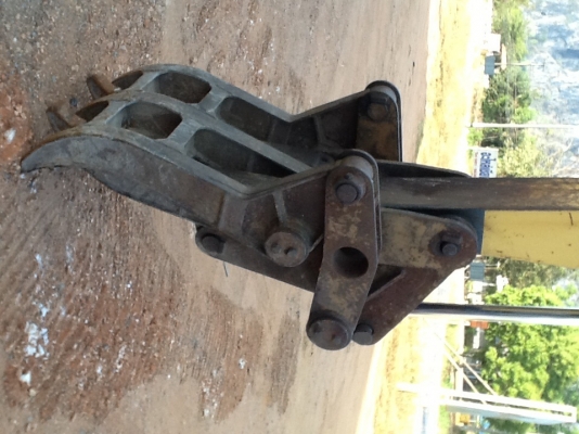 ขายรถแมคโฮยี่ห้อ โคมัตสุ PC 60U รถเก่าญี่ปุ่นเดิมๆ ยังไม่ผ่านการใช้งานในไทย ขายรถแมคโฮยี่ห้อ โคมัตสุ PC 60U รถเก่าญี่ปุ่นเดิมๆ ยังไม่ผ่านการใช้งานในไทย