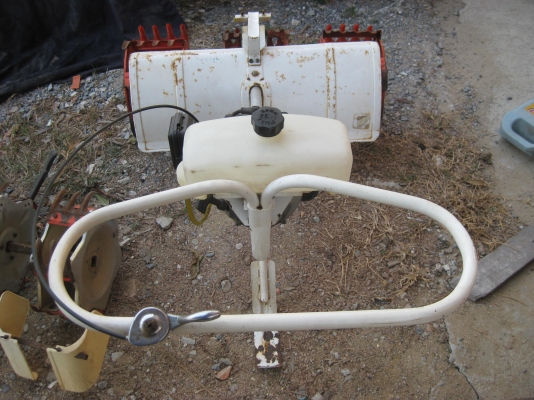 เครื่องพรวนหญ้าในร่องนาดำ