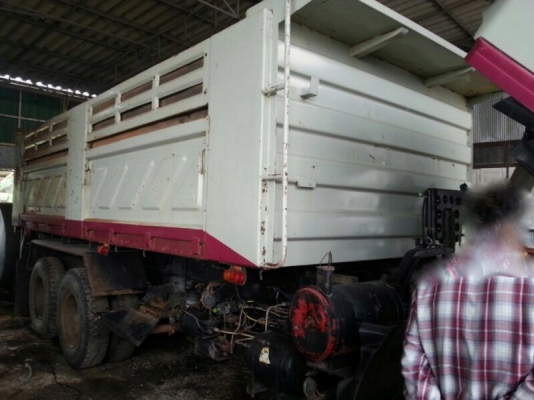 รถฮีโน่ 10 ล้อดั้ม FM3H  เปลื่ยนเครื่อง 260 แรงม้า. ( ขายแม่ลูก )  สนใจติดต่อ  081 - 6079515