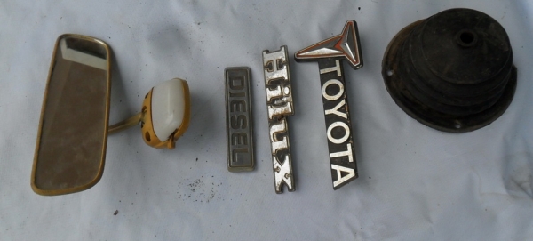 โลโก้ toyota ม้ากระโดด