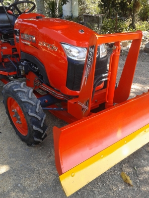 ขายรถไถคูโบต้า KUBOTA L 3008 (4WD) พร้อมใบมีดคานล่าง