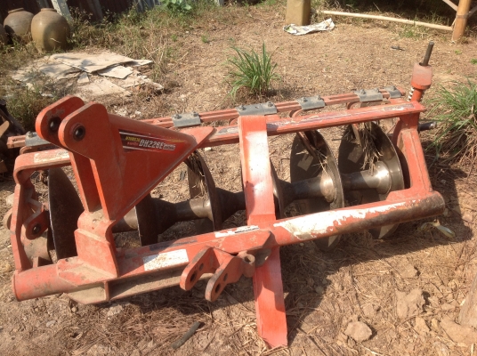 ปัญญาแทรคเตอร์มาแล้ว...จัดมาตามคำเรียกร้อง คูโบต้า L3608 ใบมีดคานล่าง  ผาน6x22