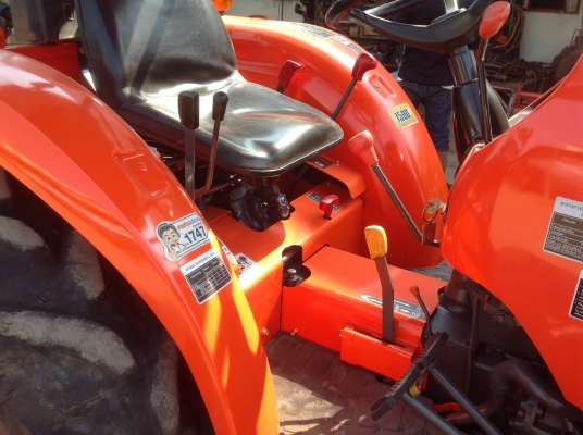 ปัญญาแทรคเตอร์มาแล้ว...จัดมาตามคำเรียกร้อง คูโบต้า L3608 ใบมีดคานล่าง  ผาน6x22