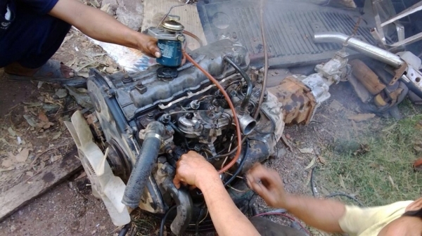 ขายเครื่องโตโยต้าม้ากระโดด พร้อมเกียร์ ราคา 12000 บาท