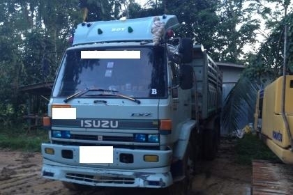 10ล้อดั้ม ISUZU ROCK 240นางฟ้าแท้ดั้มสามมิตร รถสวยจัด