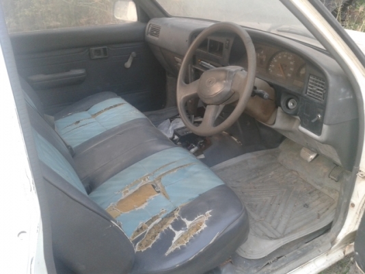 ขายไมตี้วางเจ ติดแก๊สไต้ท้อง  พวงมาลัยพาวเวอร์ แอรฺเย็น ขี่มัน ประหยัด ทะเบียนไม่ขาด สีไม่สวย ทรงดี ตะเข็บเดิมๆปี2535