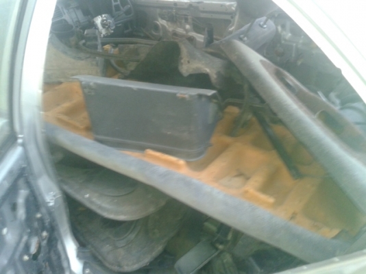 แยกขายอะไหล่ทุกชิ้น ตัดท้าย  ประตู ฝากระโปรง ของเหลือเยอะลองโทมาคุยจะเอาตัวไหน