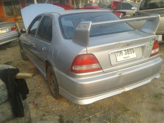 จัดไฟแนนเล็กได้80000บาทติดเครดิสออกรถได้ ภายในวันเดียวใช้บัตรใบเดียว ซิตี้ท้ายซีปี2000มีแก๊สมีชุดแต่งล้อครบแต่ยางแตกหนึ่งล้อพร้อมใช้งาน