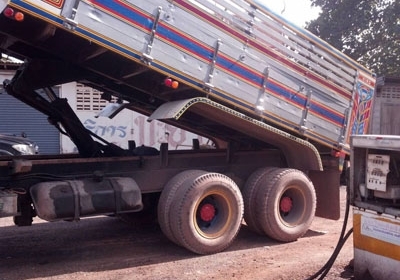 ขายสิบล้อดั้มพ์ FM17 เครื่อง HO7C บะมิเนียม สวยพร้อมใช้ โทร 088-4501277