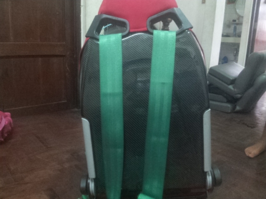 ขายเบาะคูก้า หลังเคฟร่า เบล ทากาตะ สีแดง ใส่ได้เดือนเดียว 20000